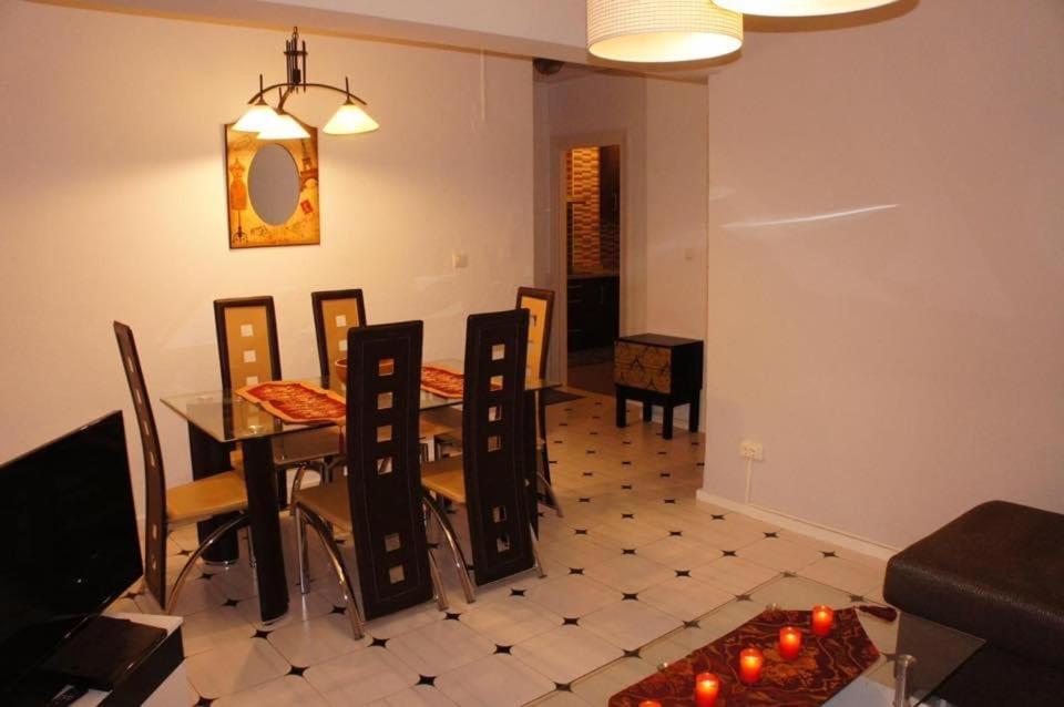 Cozy Apartment In Fuengirola! Baesta Laege מראה חיצוני תמונה